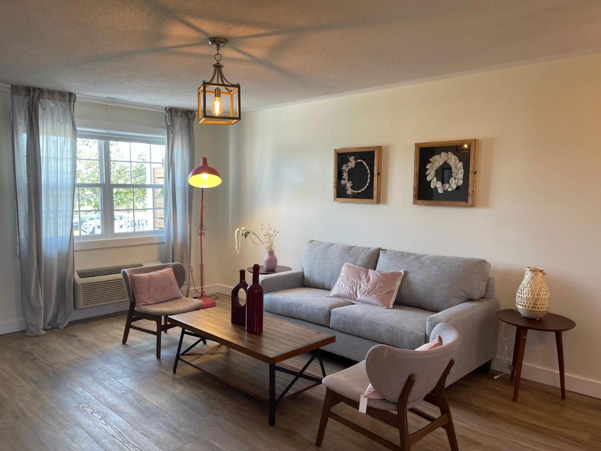 Gateway To Greenwich Suites Saint Peters Bay Eksteriør bilde